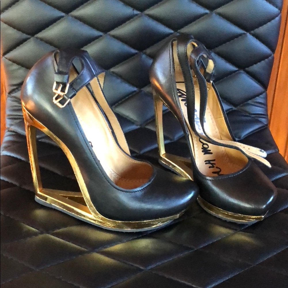 Lanvin cutout heel platform pumps size 6 36.5 - Picture 1 of 8